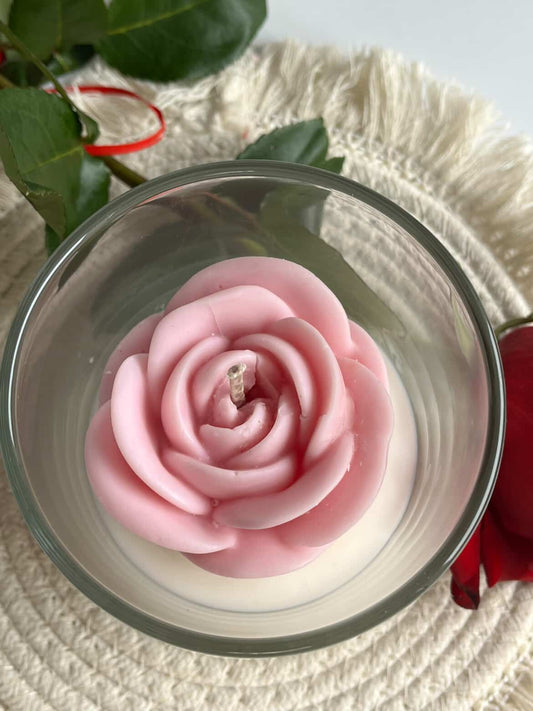 Świeca sojowa z różą