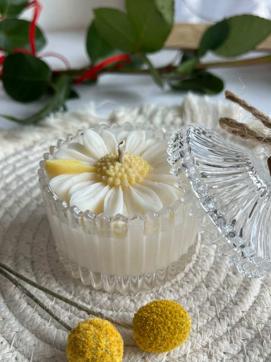 Mała świeca kryształowa z pokrywką