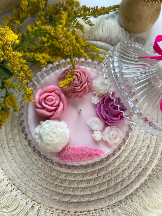 Duża świeca kryształowa z pokrywką